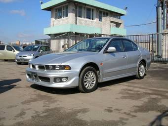 2000 Mitsubishi Galant Pictures