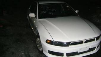 2000 Mitsubishi Galant Images