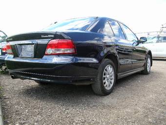 2000 Mitsubishi Galant Pics
