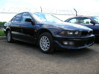 2000 Mitsubishi Galant Pictures