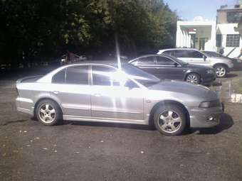 2000 Mitsubishi Galant