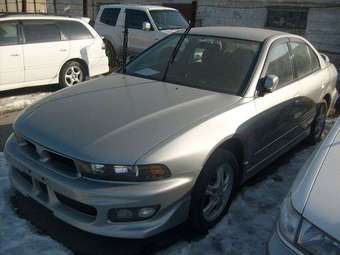 2000 Mitsubishi Galant Pictures