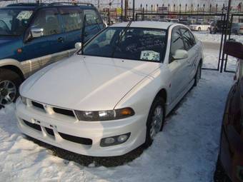 2000 Mitsubishi Galant Pictures