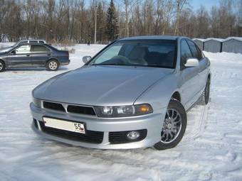 2000 Mitsubishi Galant Photos