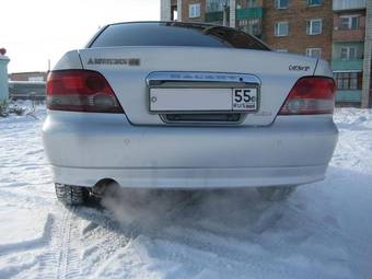 2000 Mitsubishi Galant Photos