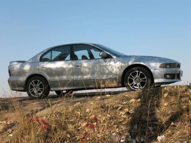 2000 Mitsubishi Galant