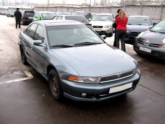 2000 Mitsubishi Galant Pictures