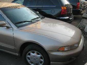 2000 Mitsubishi Galant Pictures