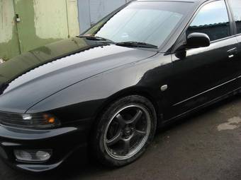 2000 Mitsubishi Galant Pictures