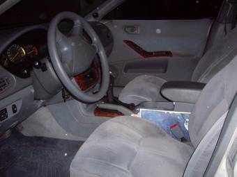 2000 Mitsubishi Galant Images