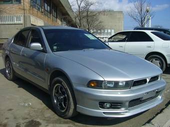 2000 Mitsubishi Galant Pictures