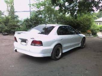 2000 Mitsubishi Galant Pictures