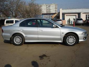 2000 Mitsubishi Galant Photos