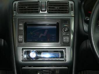 2000 Mitsubishi Galant Pictures
