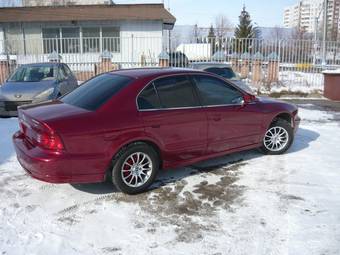 2000 Mitsubishi Galant Images