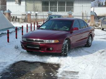 2000 Mitsubishi Galant Photos