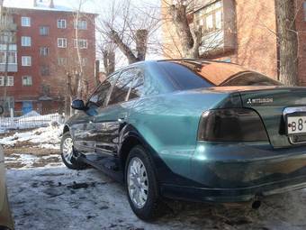 2000 Mitsubishi Galant Pictures