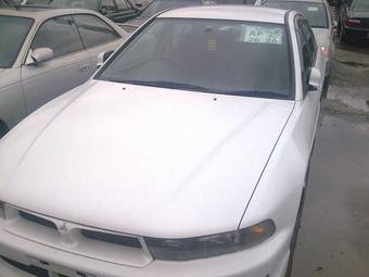 2000 Mitsubishi Galant Photos