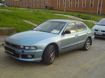 2000 Mitsubishi Galant Pictures