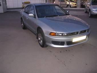 2000 Mitsubishi Galant Photos