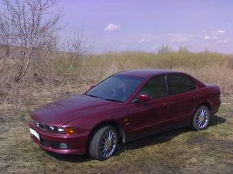2000 Mitsubishi Galant Photos