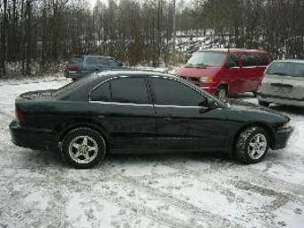 2000 Mitsubishi Galant Pictures