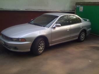 2000 Mitsubishi Galant Photos