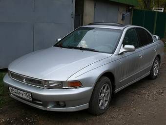 2000 Mitsubishi Galant Pics