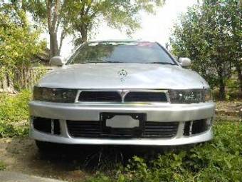 2000 Mitsubishi Galant Pictures