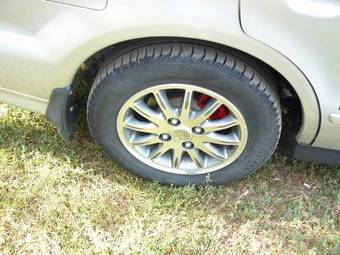 2000 Mitsubishi Galant Pics