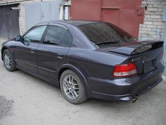 2000 Mitsubishi Galant Photos