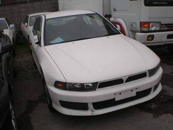 2000 Mitsubishi Galant Photos