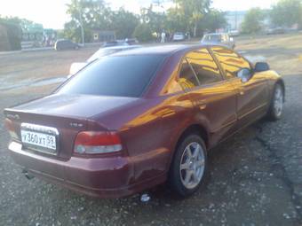 2000 Mitsubishi Galant Photos