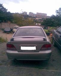 2000 Mitsubishi Galant Photos