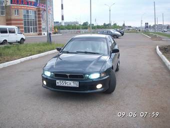 2000 Mitsubishi Galant Photos