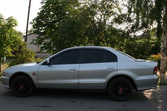 2000 Mitsubishi Galant Photos