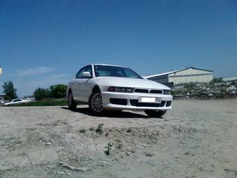 2000 Mitsubishi Galant Photos