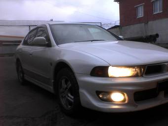 2000 Mitsubishi Galant Photos