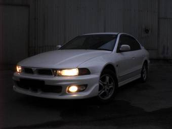 2000 Mitsubishi Galant Pictures