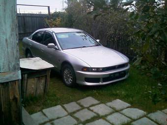 2000 Mitsubishi Galant Pictures