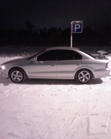 2001 Mitsubishi Galant