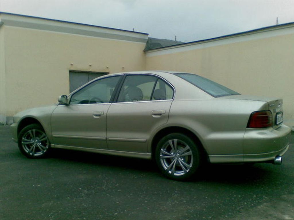 2001 Mitsubishi Galant