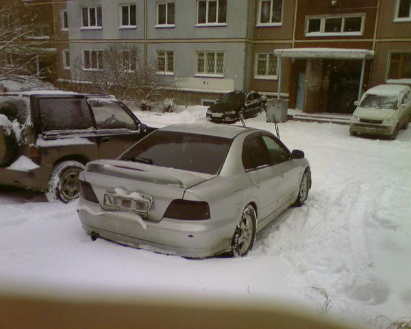 2001 Mitsubishi Galant