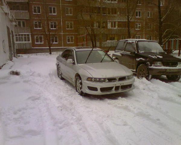 2001 Mitsubishi Galant
