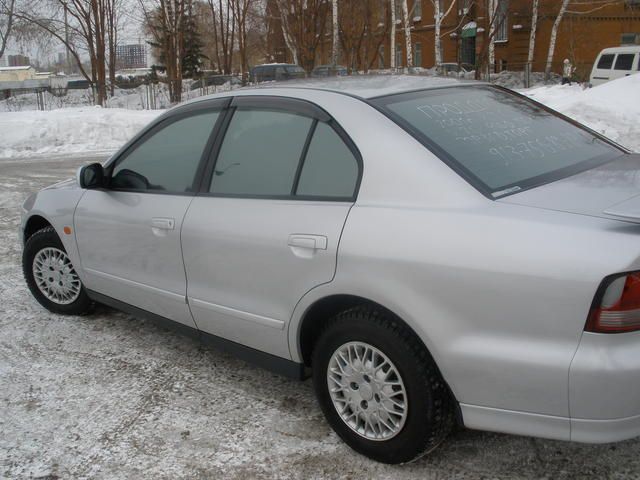 2001 Mitsubishi Galant