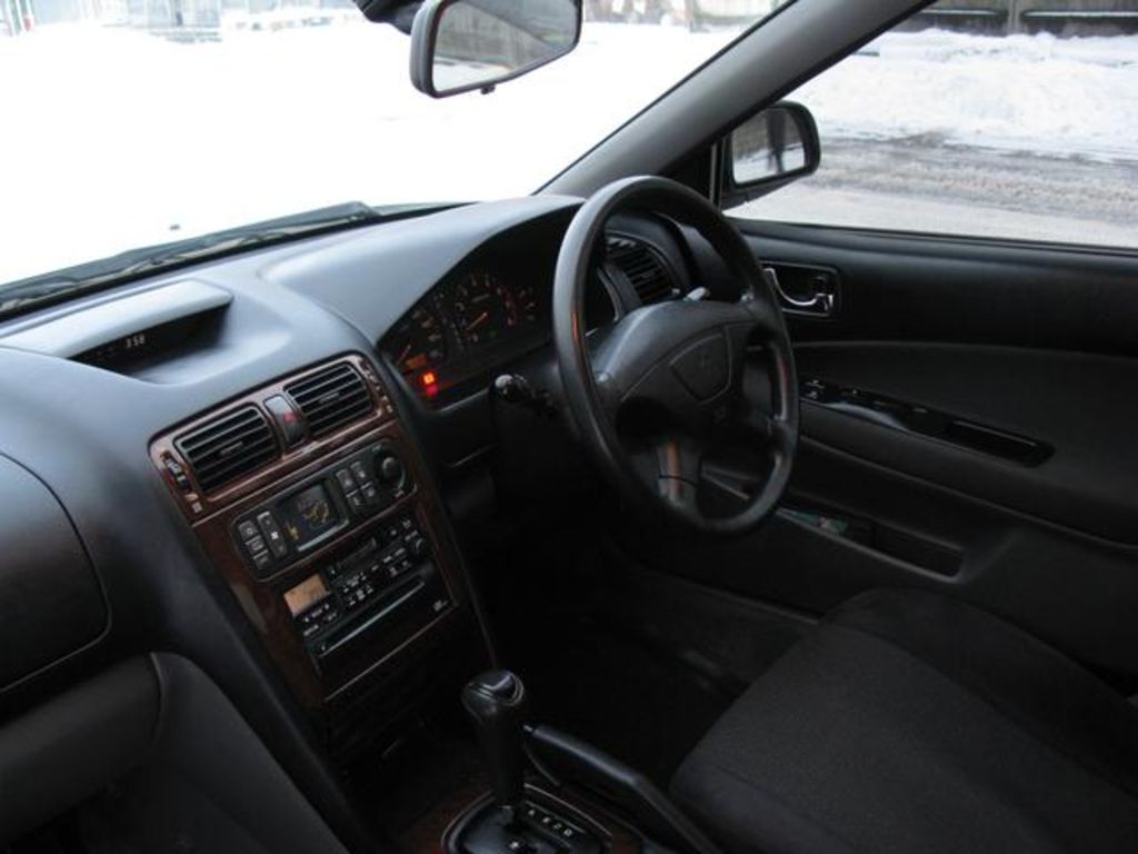 2001 Mitsubishi Galant