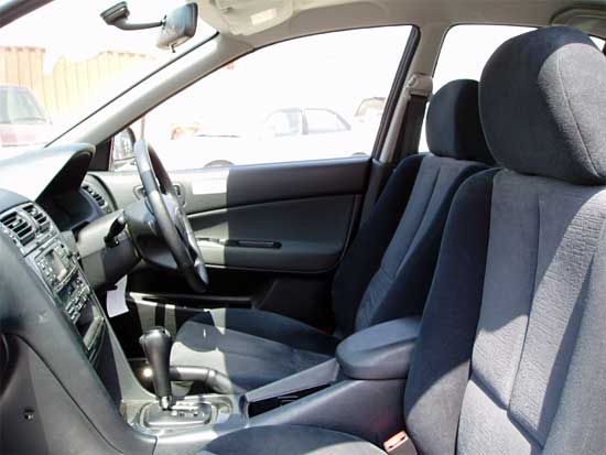 2001 Mitsubishi Galant Images