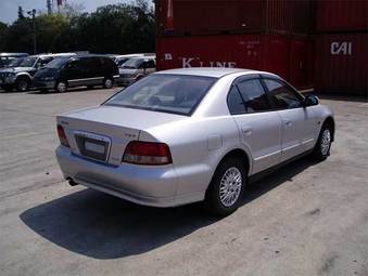 2001 Mitsubishi Galant Pictures