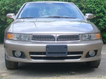 2001 Mitsubishi Galant Pictures