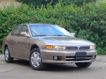 2001 Mitsubishi Galant Photos